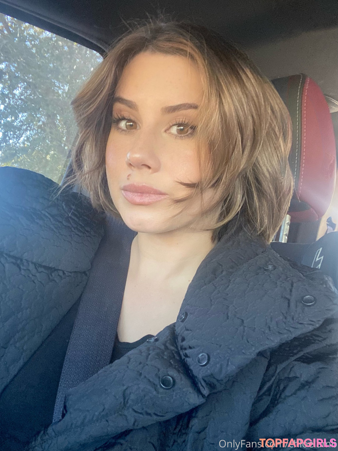 Naakte gelekte OnlyFans-foto van Chloe Lamb #227