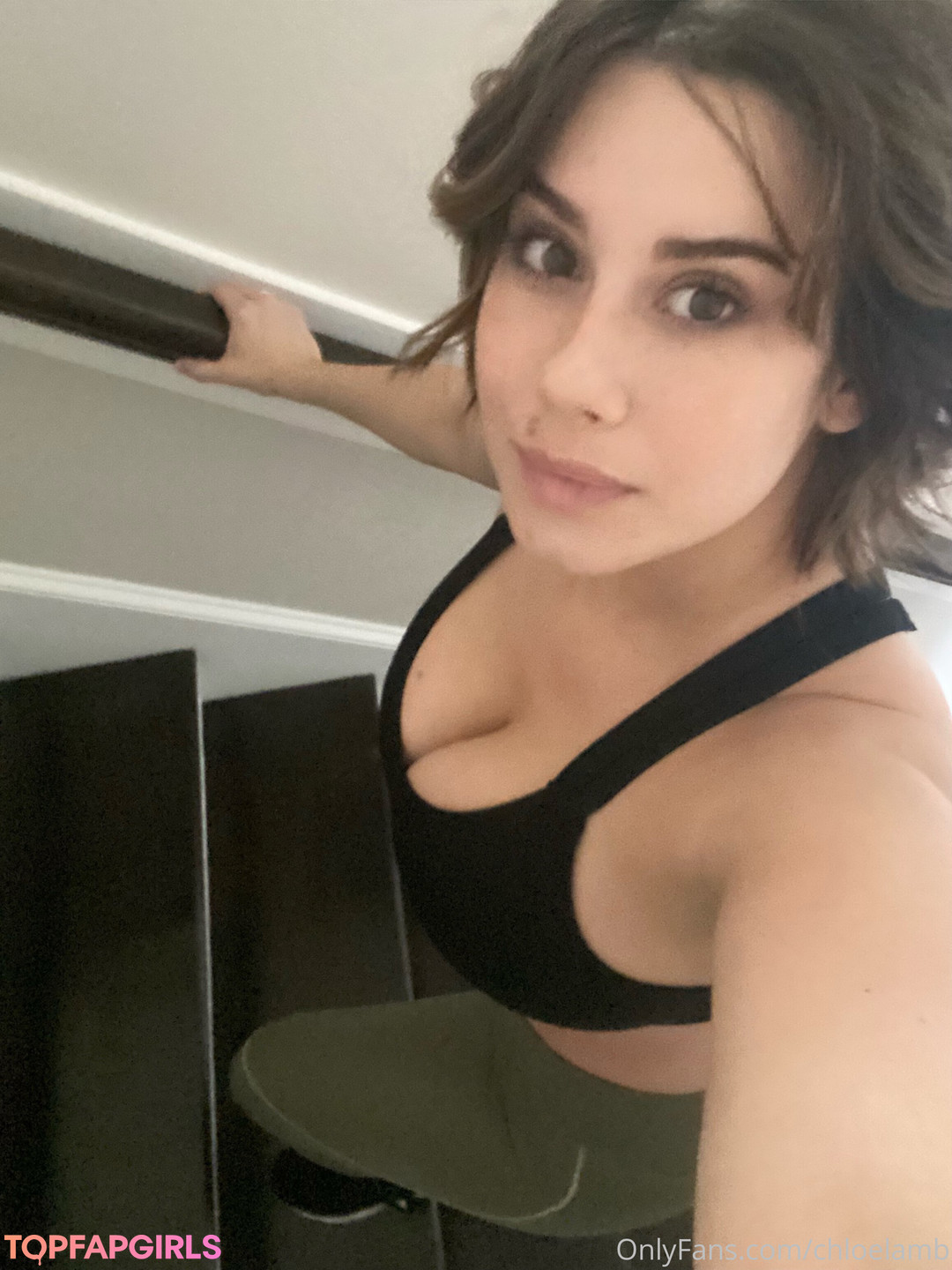 Naakte gelekte OnlyFans-foto van Chloe Lamb #253