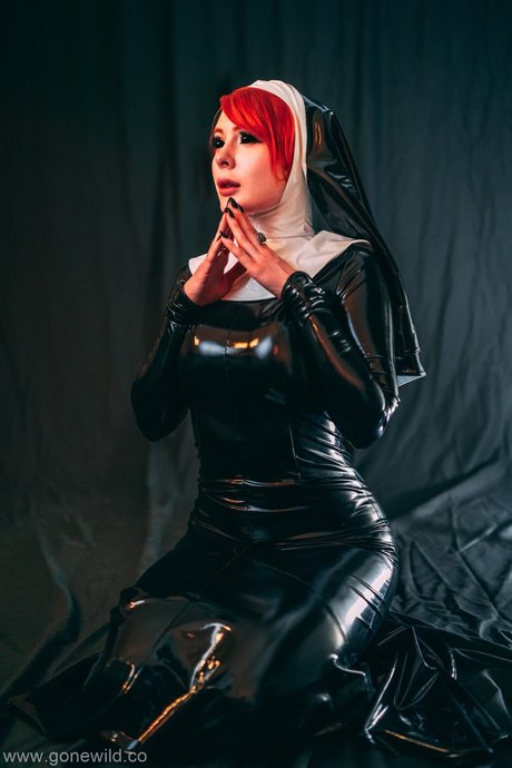 Jenna Lynn Meowri