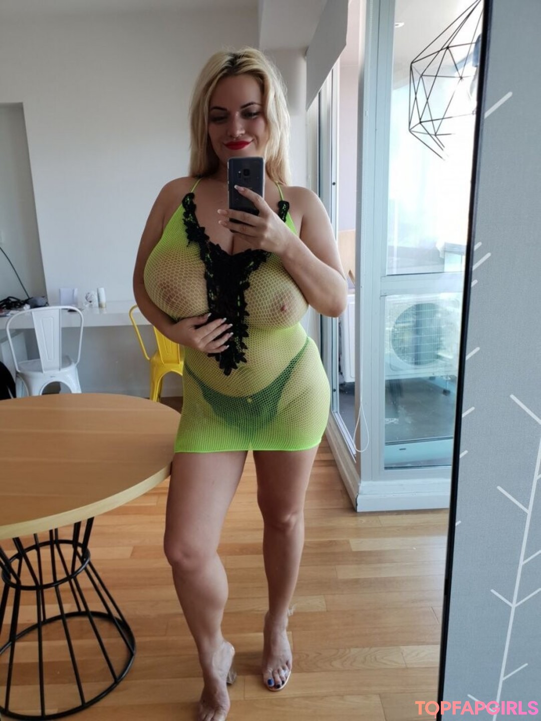 Naakte gelekte OnlyFans-foto van Olyria Roy #20