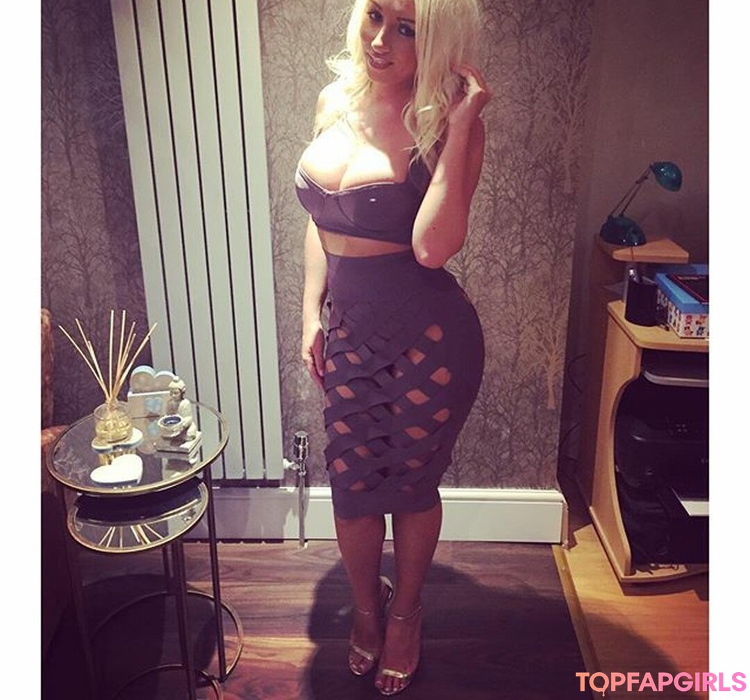 Naakte gelekte OnlyFans-foto van Stacey Robyn #257
