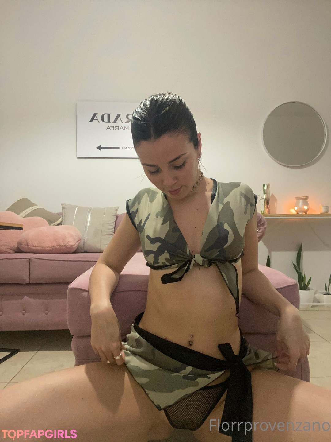 Naakte gelekte OnlyFans-foto van Florencia Provenzano #783