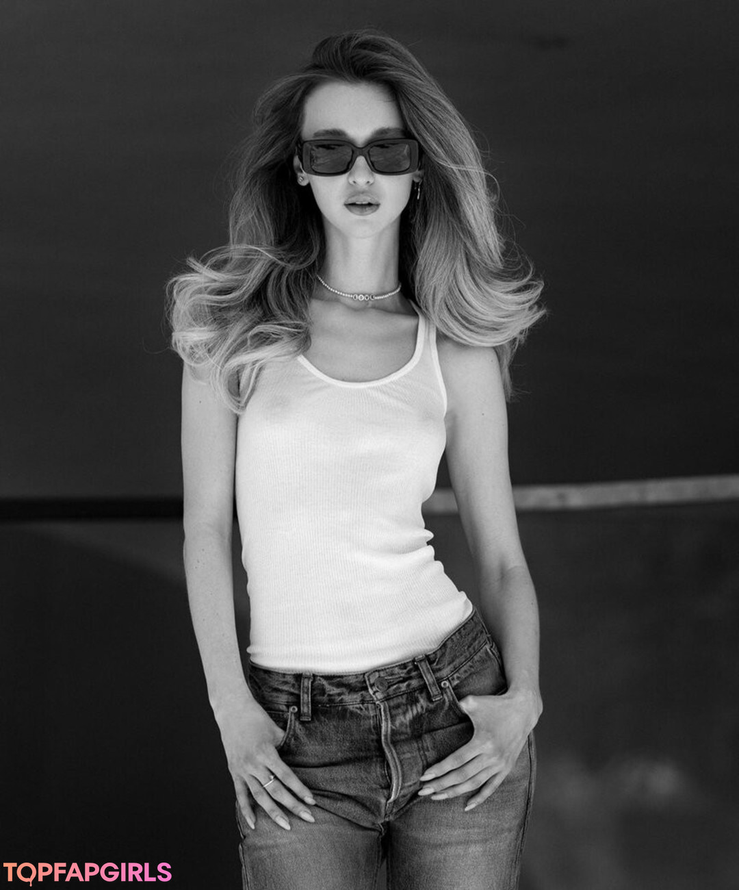 Naakte gelekte OnlyFans-foto van Anna Tsaralunga #1237