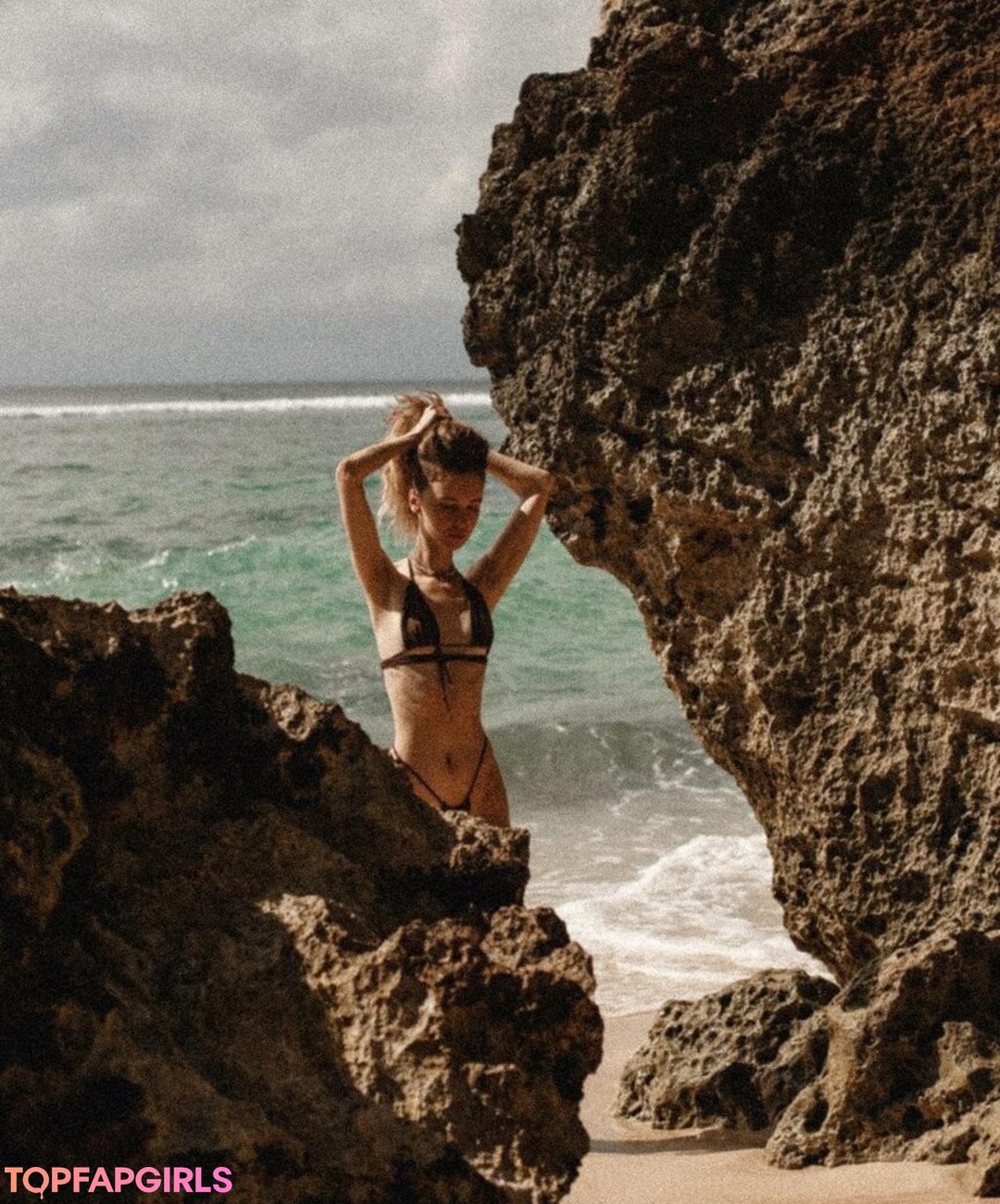 Naakte gelekte OnlyFans-foto van Anna Tsaralunga #1481