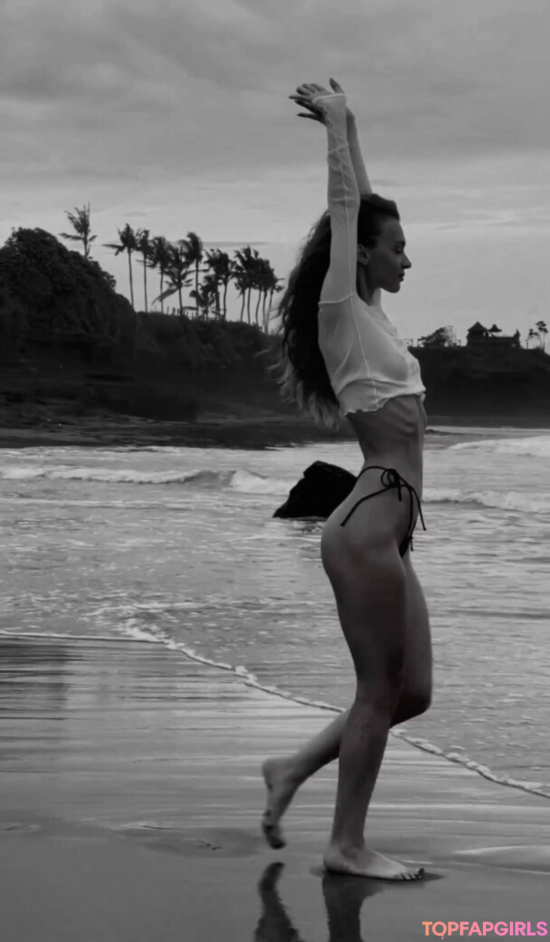 Naakte gelekte OnlyFans-foto van Anna Tsaralunga #1715