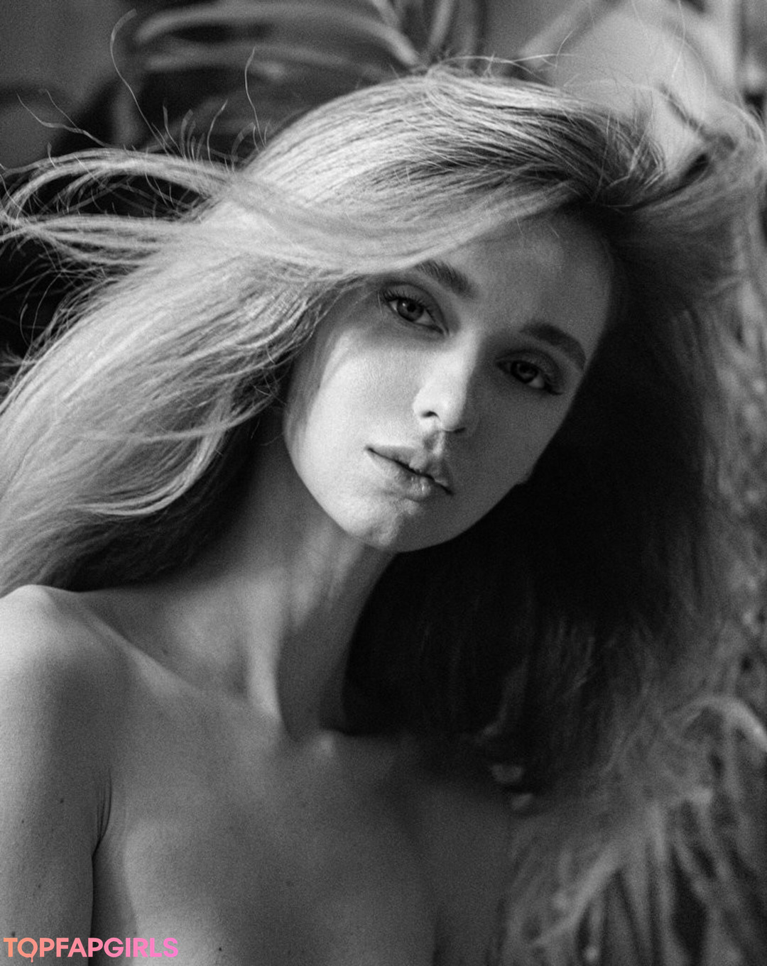 Naakte gelekte OnlyFans-foto van Anna Tsaralunga #770