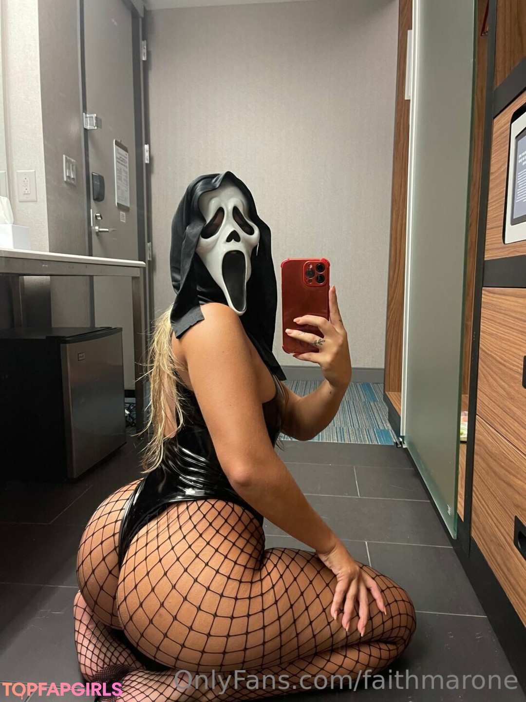 Naakte gelekte OnlyFans-foto van Faith Marone #529