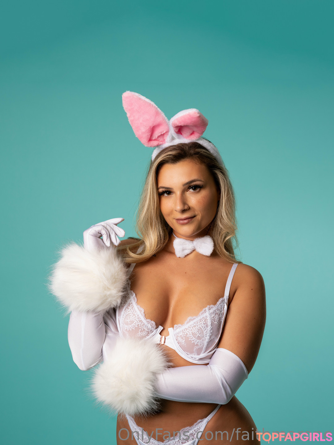 Naakte gelekte OnlyFans-foto van Faith Marone #408