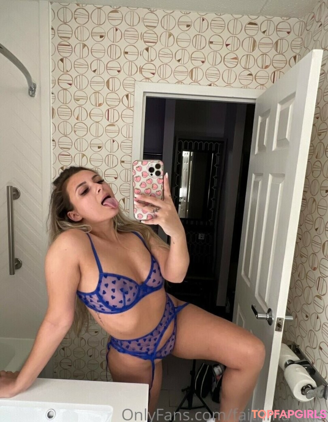 Naakte gelekte OnlyFans-foto van Faith Marone #739