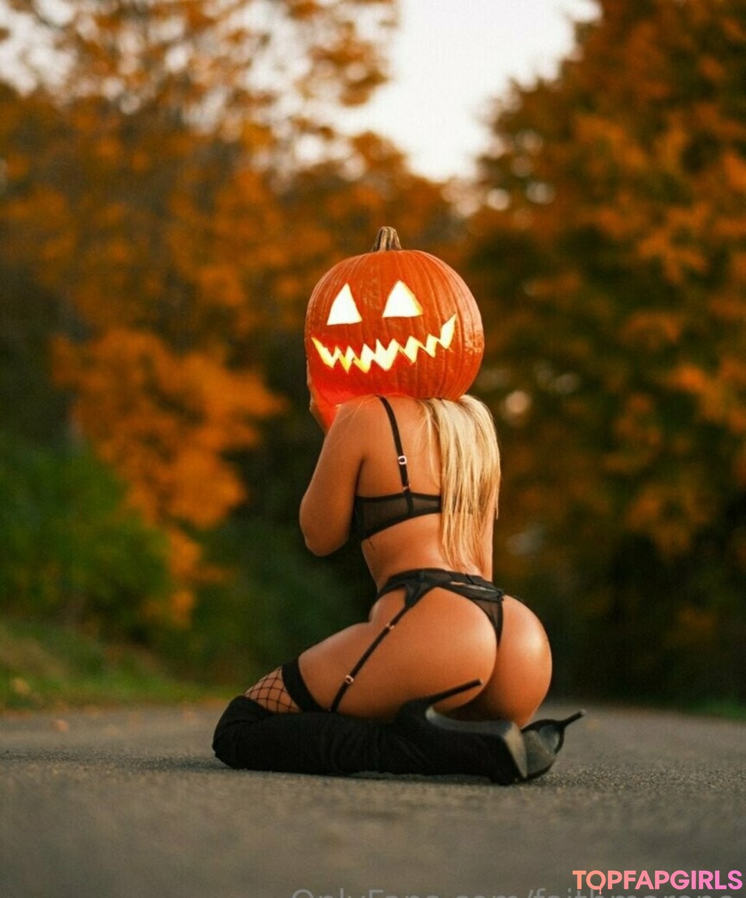 Naakte gelekte OnlyFans-foto van Faith Marone #903