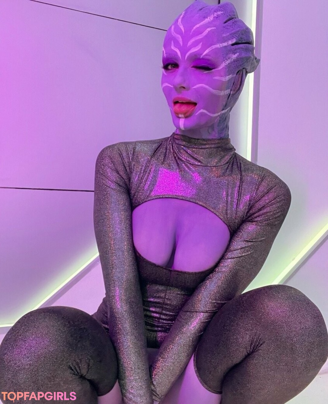 Naakte gelekte OnlyFans-foto van Tniwe #2160