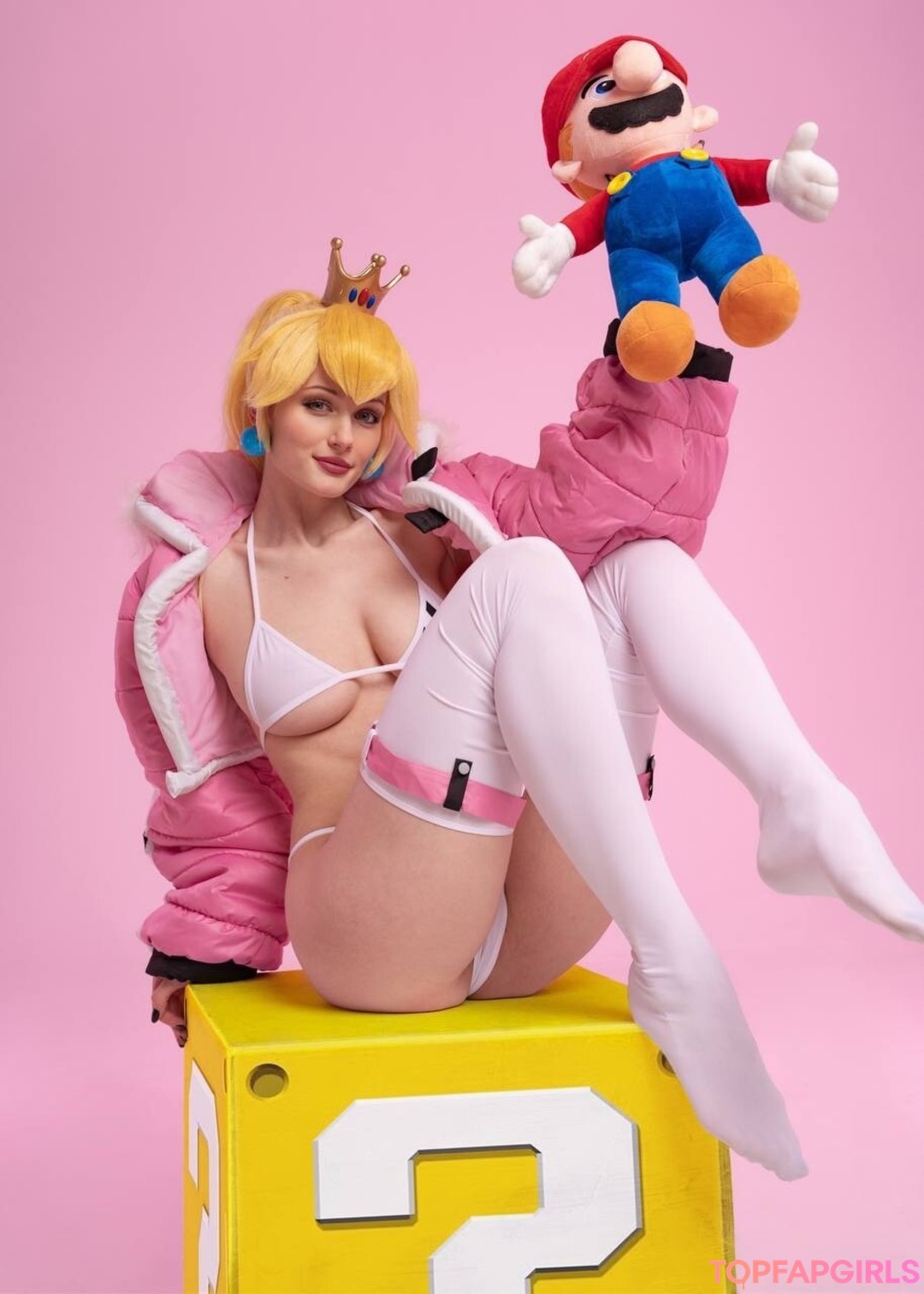 Naakte gelekte OnlyFans-foto van Tniwe #19