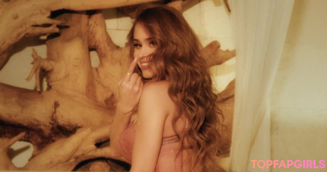 Naakte gelekte OnlyFans-foto van Yanet Garcia #1035