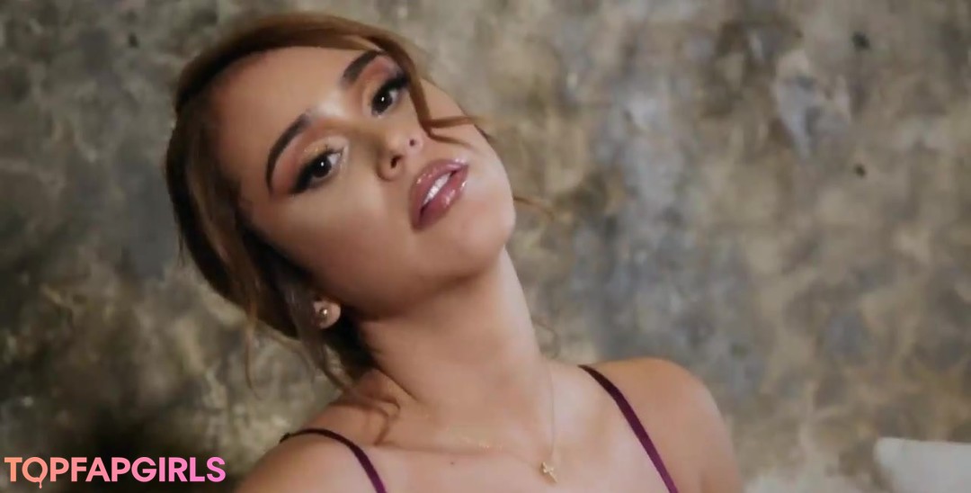 Naakte gelekte OnlyFans-foto van Yanet Garcia #283