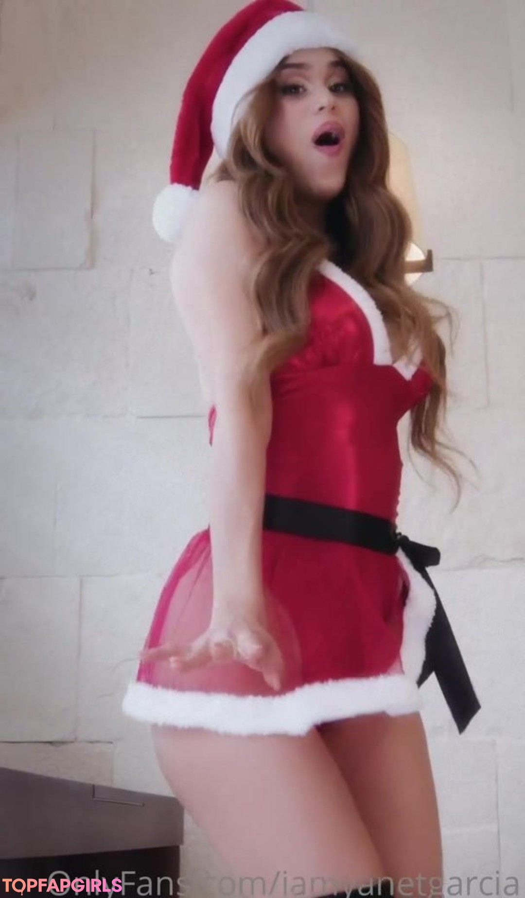 Naakte gelekte OnlyFans-foto van Yanet Garcia #378