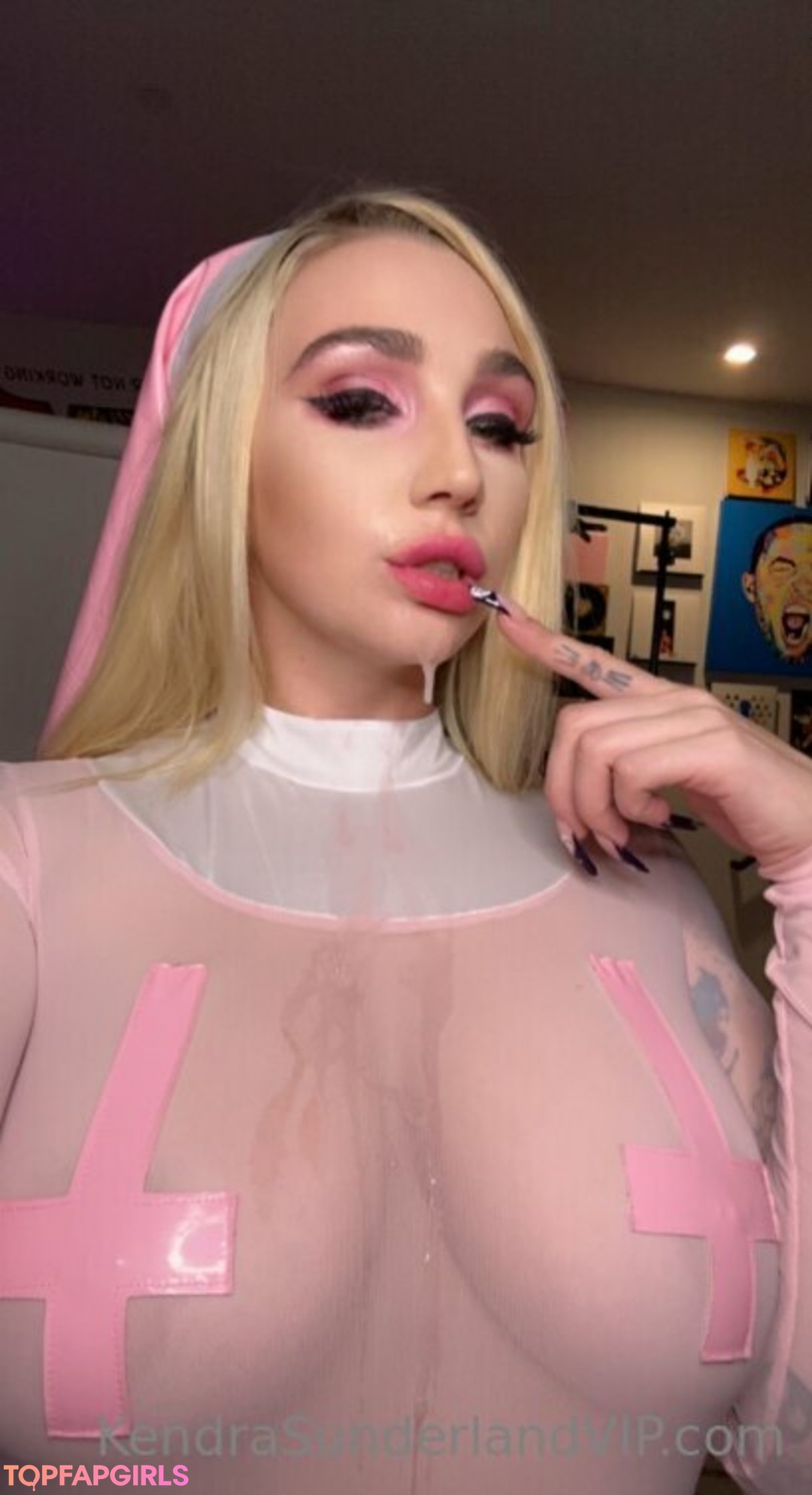 Naakte gelekte OnlyFans-foto van Kendra Sunderland #165