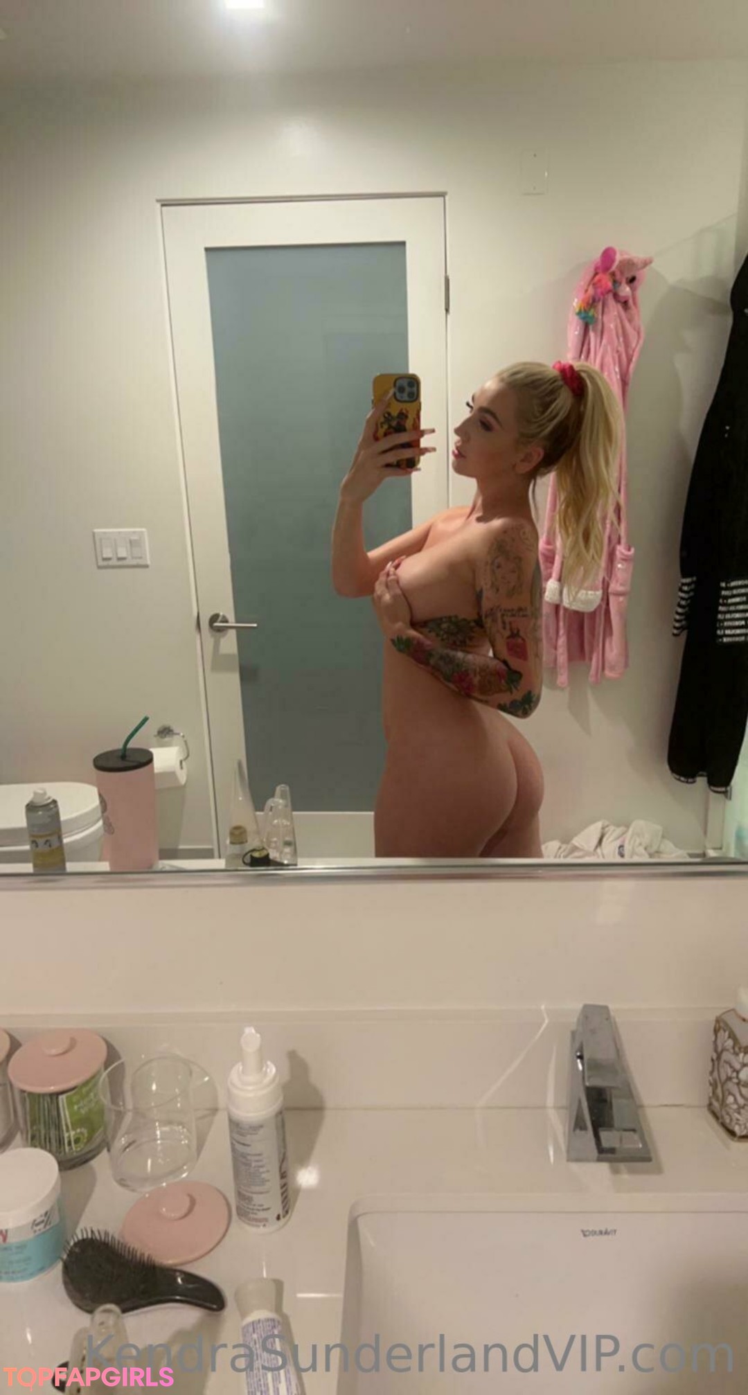 Naakte gelekte OnlyFans-foto van Kendra Sunderland #195
