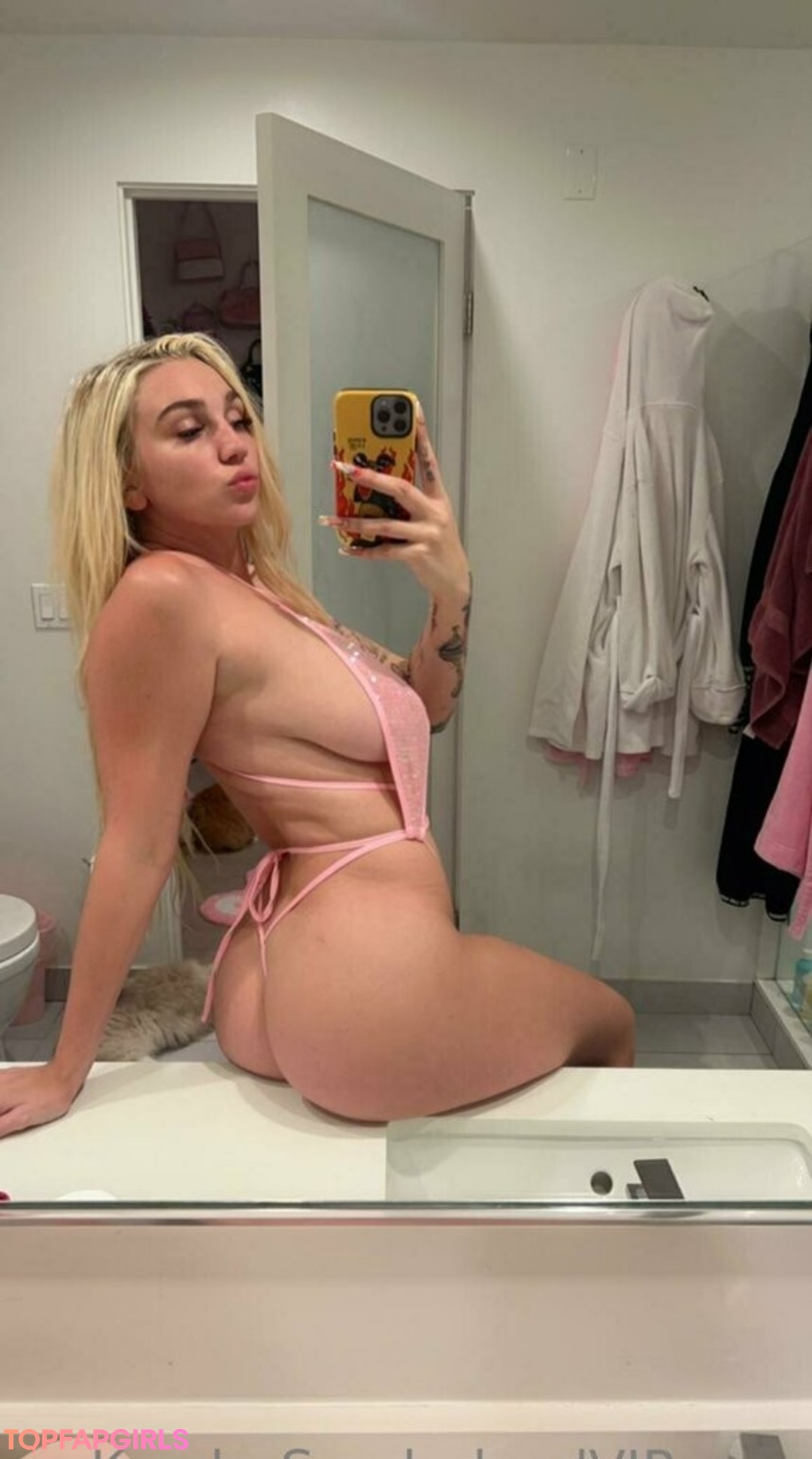 Naakte gelekte OnlyFans-foto van Kendra Sunderland #552