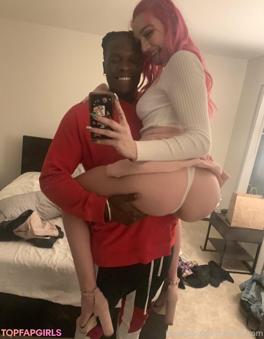 Naakte gelekte OnlyFans-foto van Kendra Sunderland #684