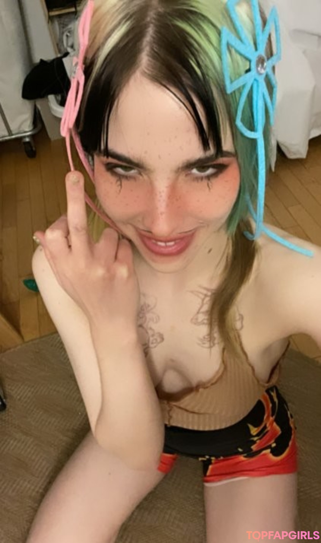 Naakte gelekte OnlyFans-foto van Dorian Electra #43