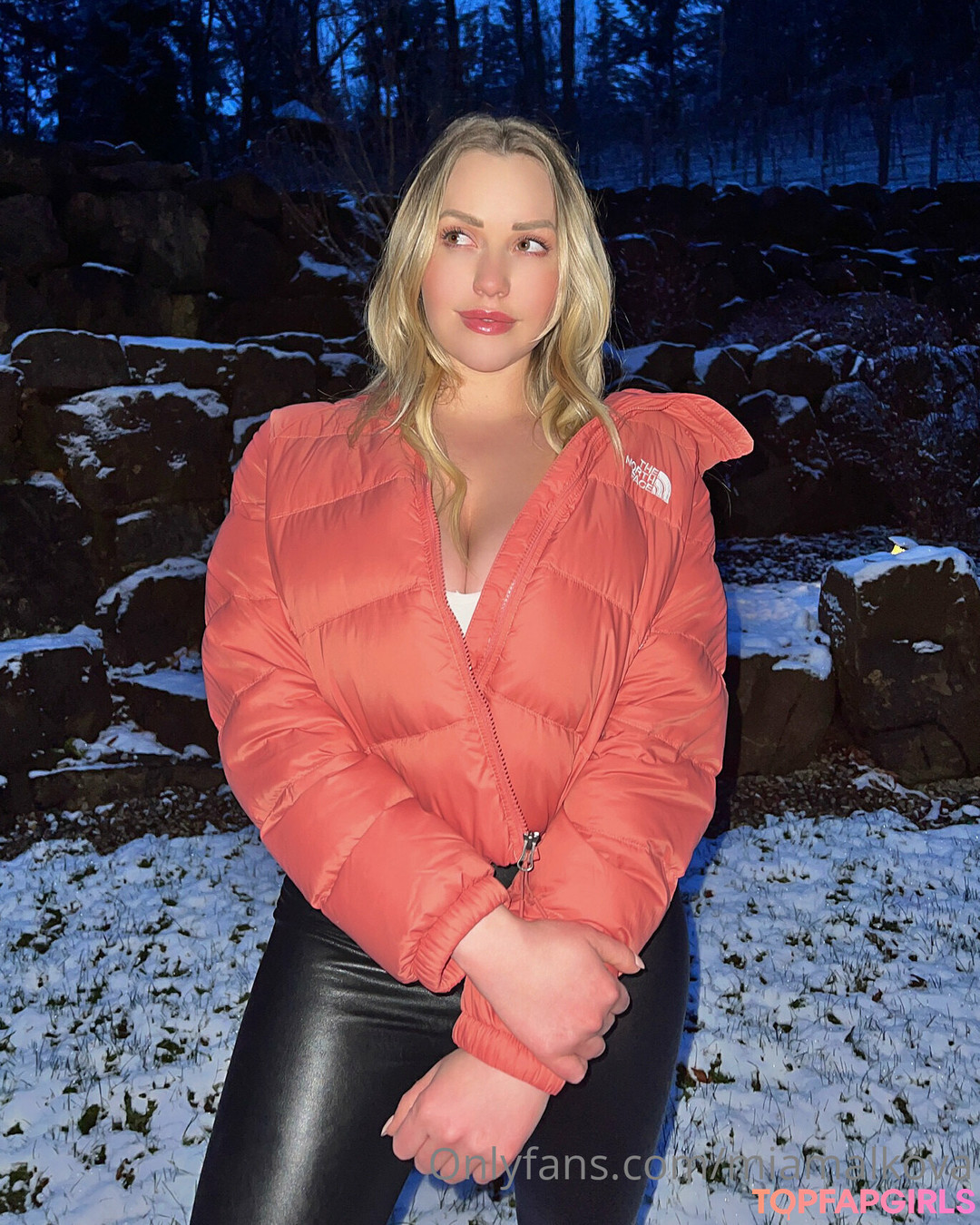 Naakte gelekte OnlyFans-foto van Mia Malkova #463