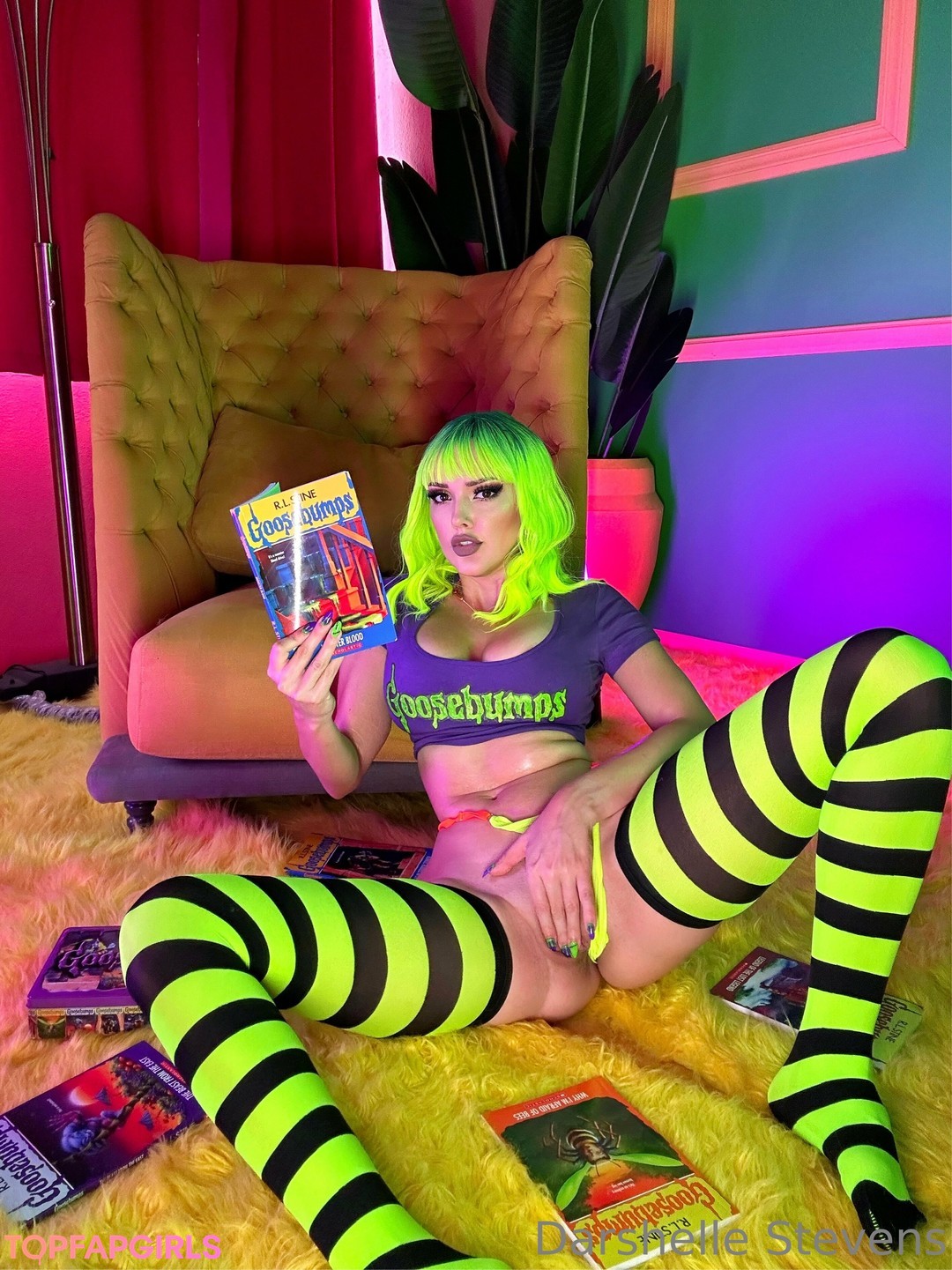 Naakte gelekte OnlyFans-foto van Darshelle Stevens #836