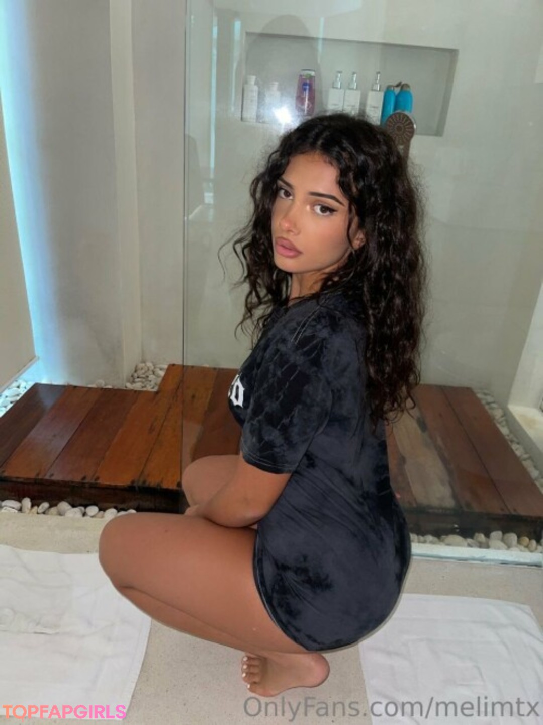 Naakte gelekte OnlyFans-foto van Melissa #1392