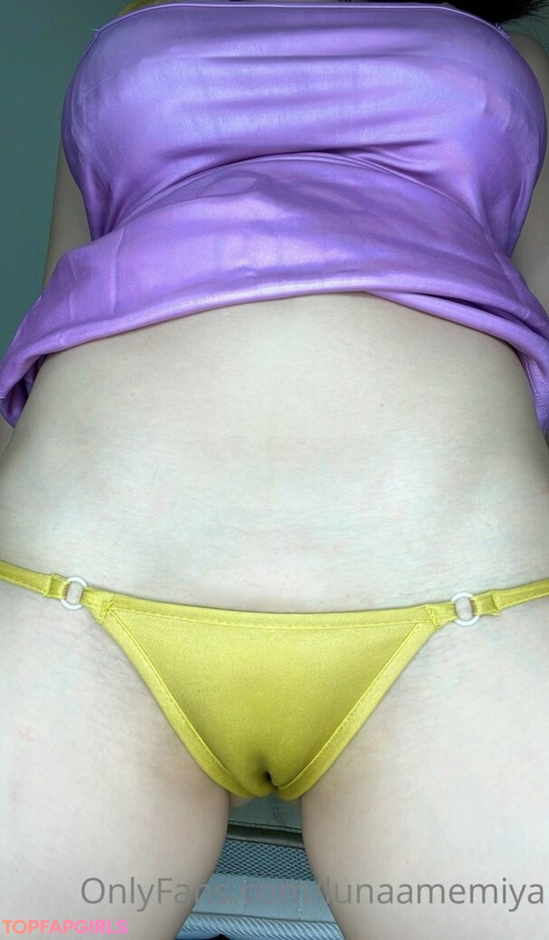 Naakte gelekte OnlyFans-foto van Lunaamemiya #1059