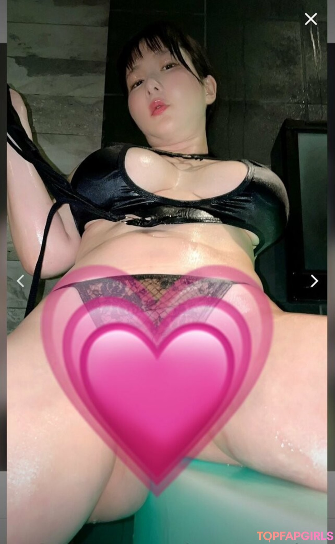 Naakte gelekte OnlyFans-foto van Lunaamemiya #1972