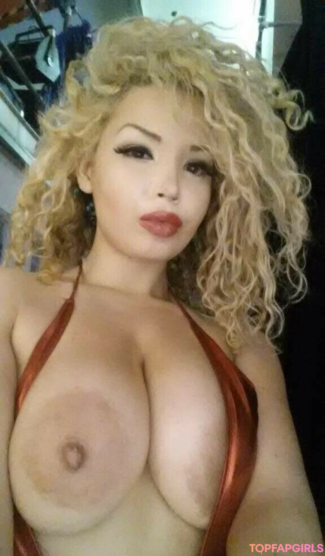 Naakte gelekte OnlyFans-foto van Aruwba #323