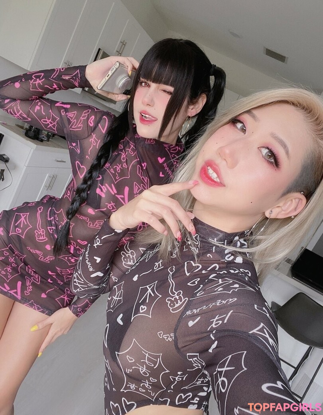 Naakte gelekte OnlyFans-foto van Jeanwanwan #2205