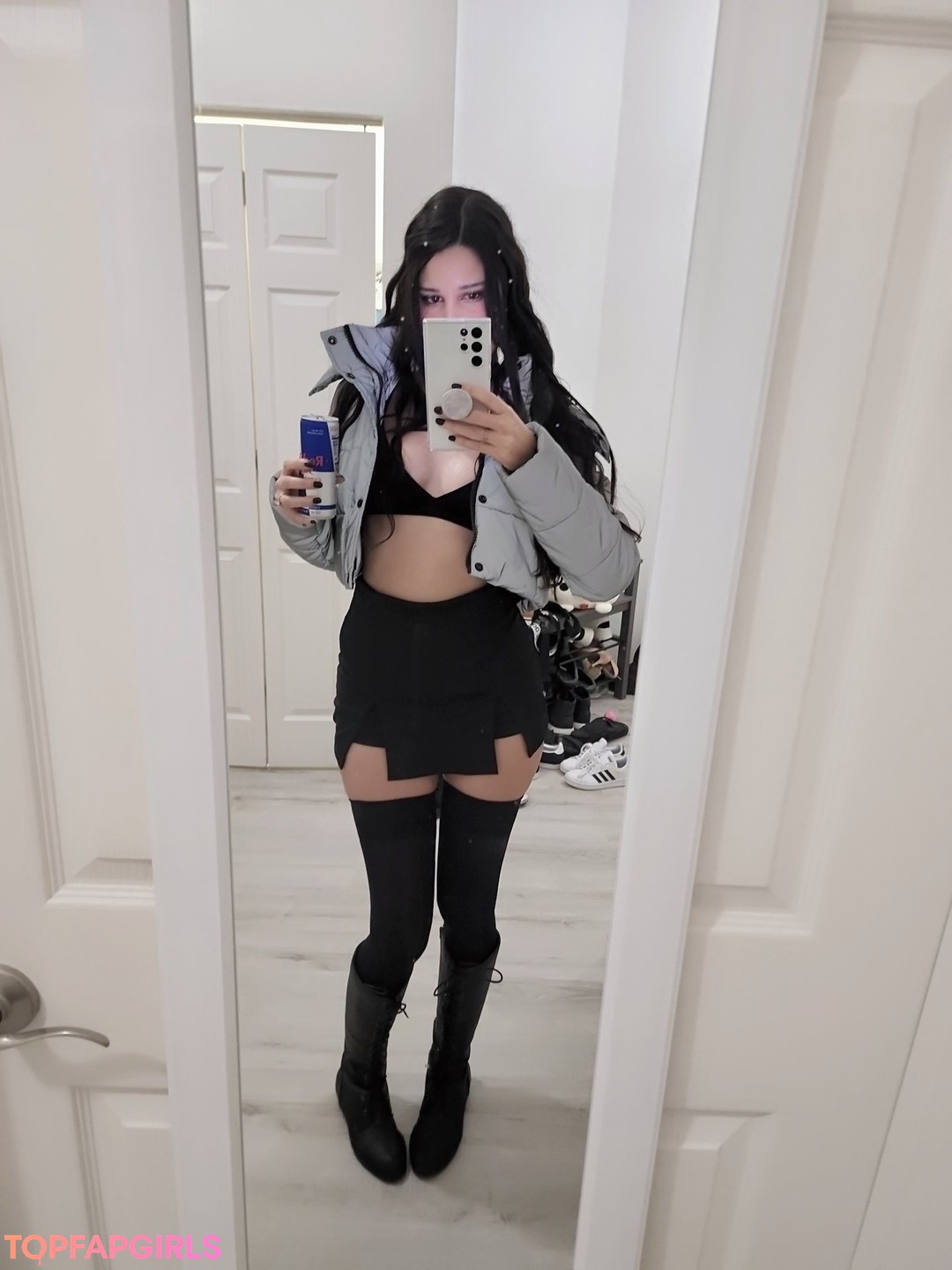 Naakte gelekte OnlyFans-foto van Jeanwanwan #1027