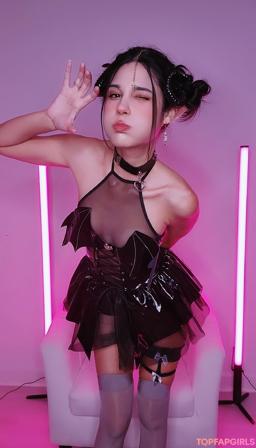 Naakte gelekte OnlyFans-foto van Jeanwanwan #1254