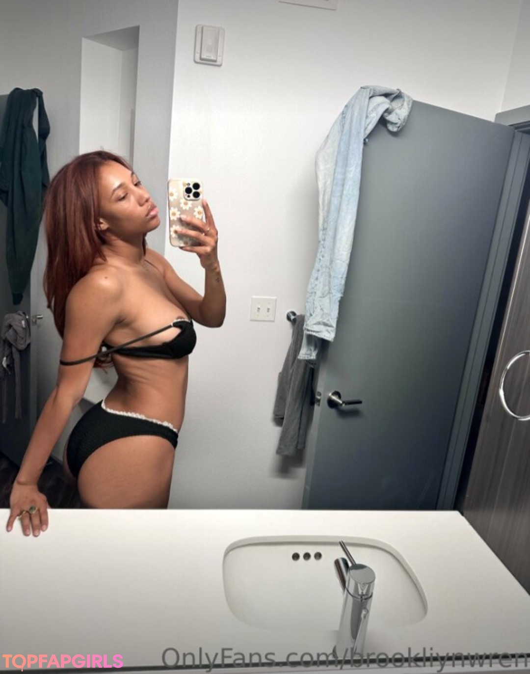 Naakte gelekte OnlyFans-foto van Brookliyn Wren #1004