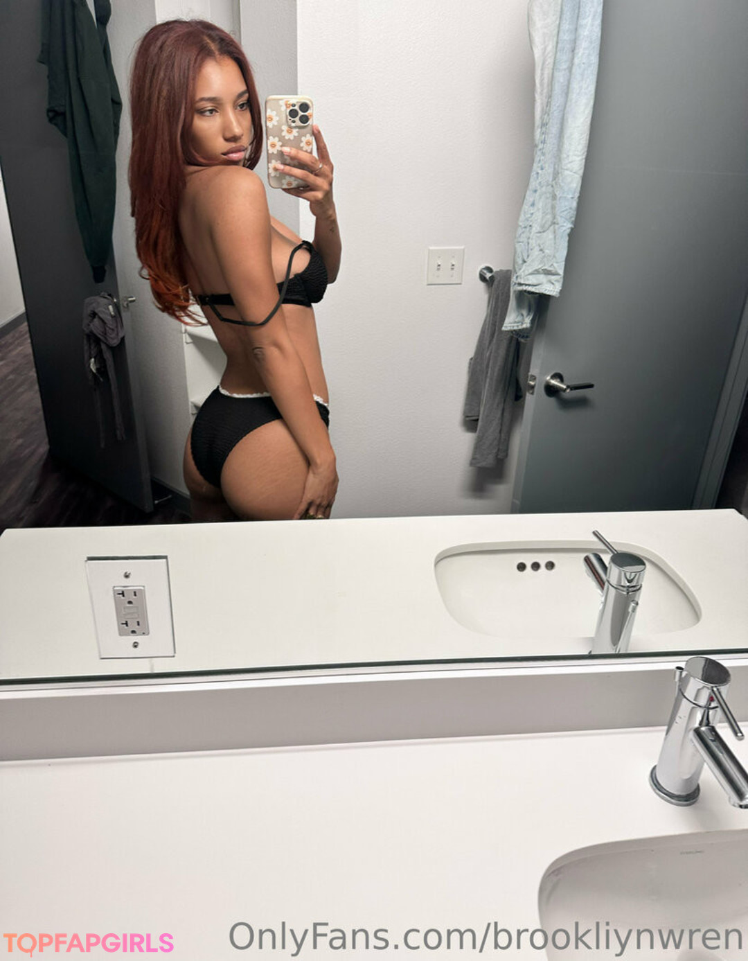 Naakte gelekte OnlyFans-foto van Brookliyn Wren #951