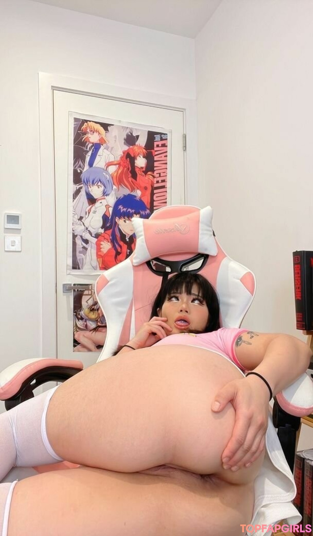 Naakte gelekte OnlyFans-foto van Nnnneckochan #328