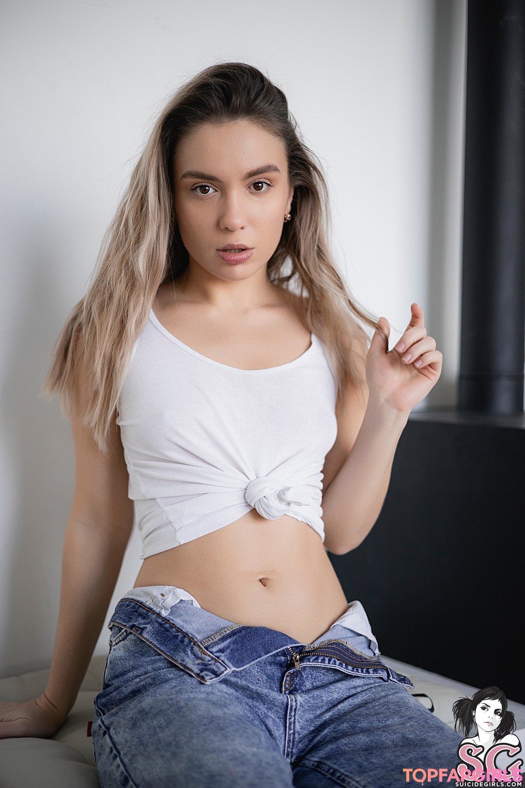 Naakte gelekte OnlyFans-foto van Polina Azarova #175