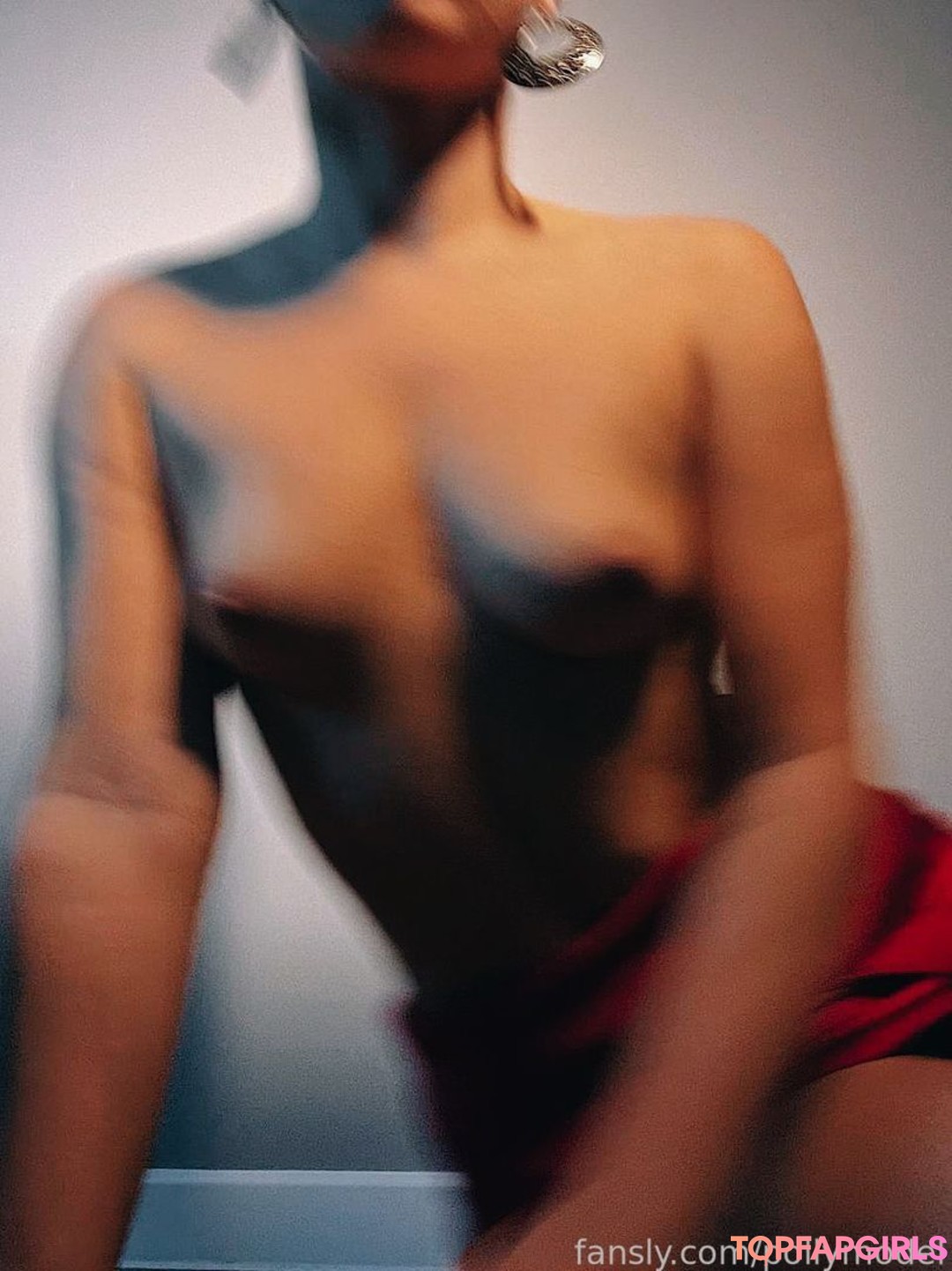 Naakte gelekte OnlyFans-foto van Polina Azarova #437