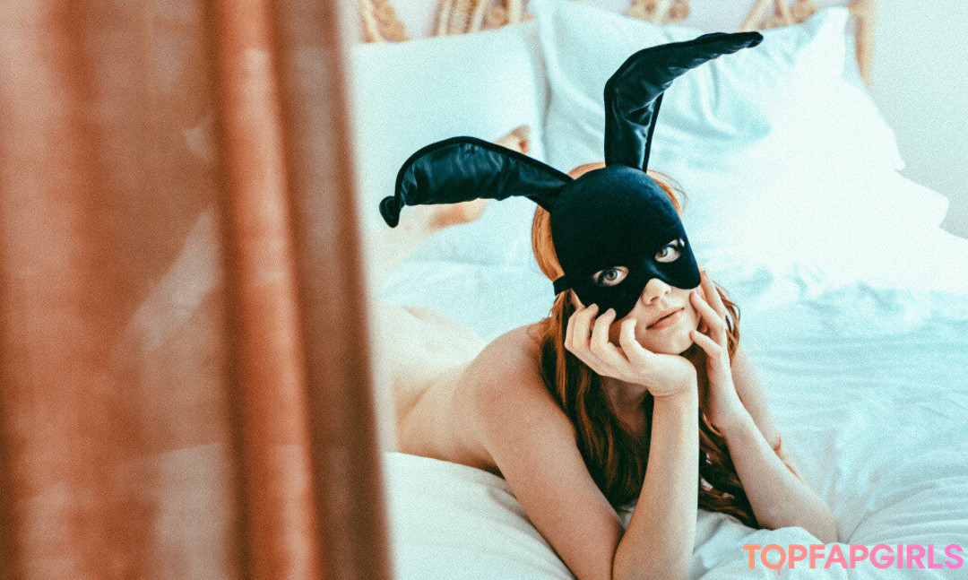 Naakte gelekte OnlyFans-foto van Amber Rose Mcconnell #404