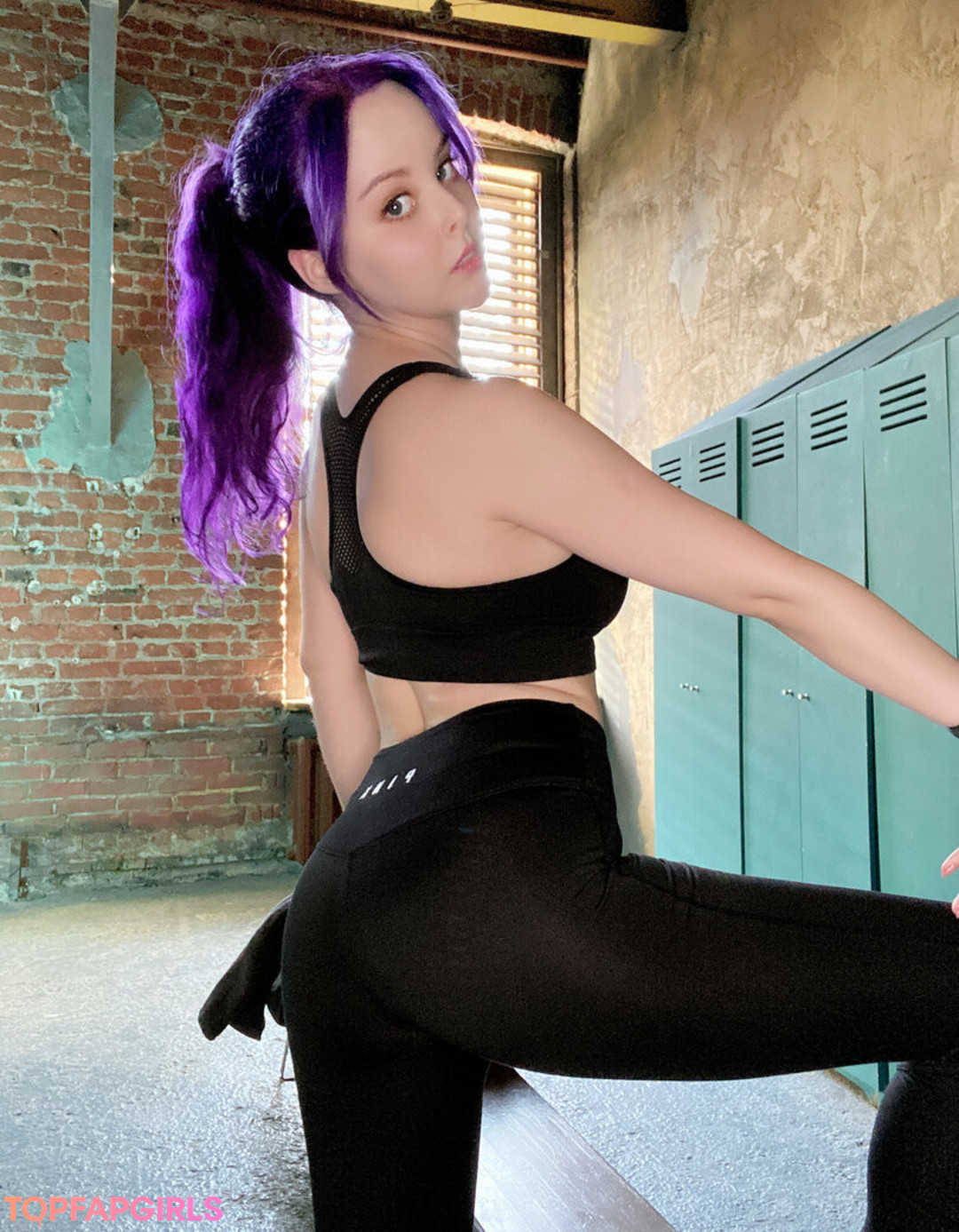 Naakte gelekte OnlyFans-foto van Disharmonica #3193