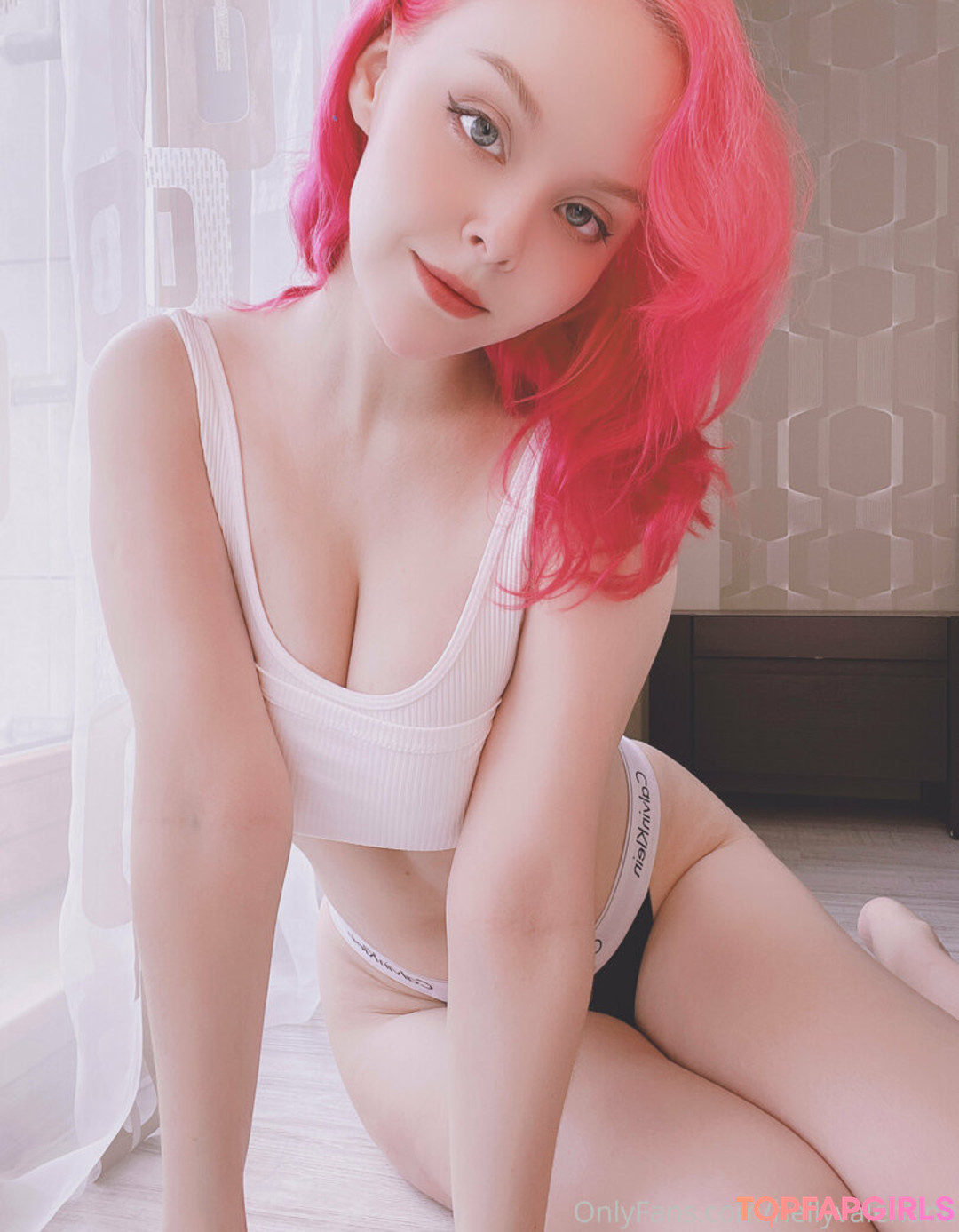 Naakte gelekte OnlyFans-foto van Disharmonica #6199