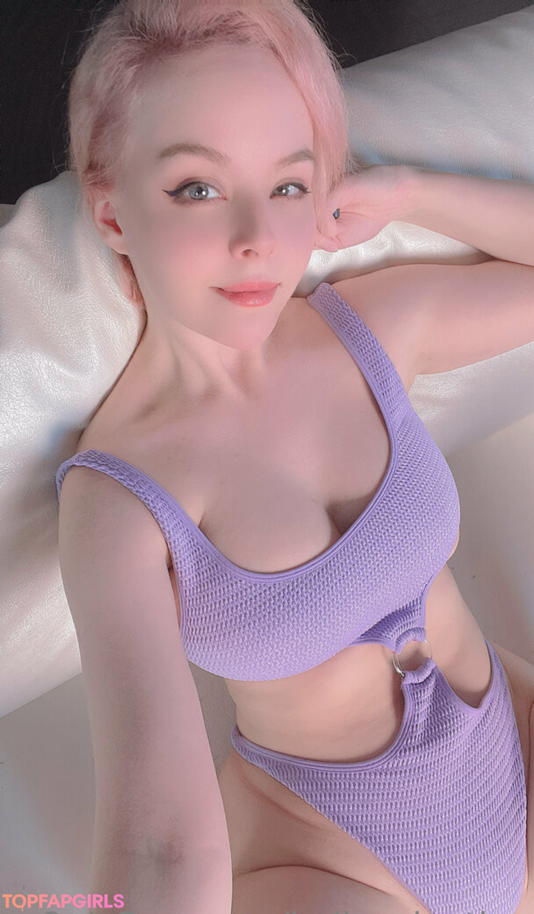 Naakte gelekte OnlyFans-foto van Disharmonica #6537