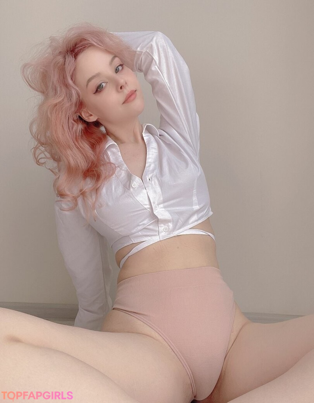 Naakte gelekte OnlyFans-foto van Disharmonica #7741