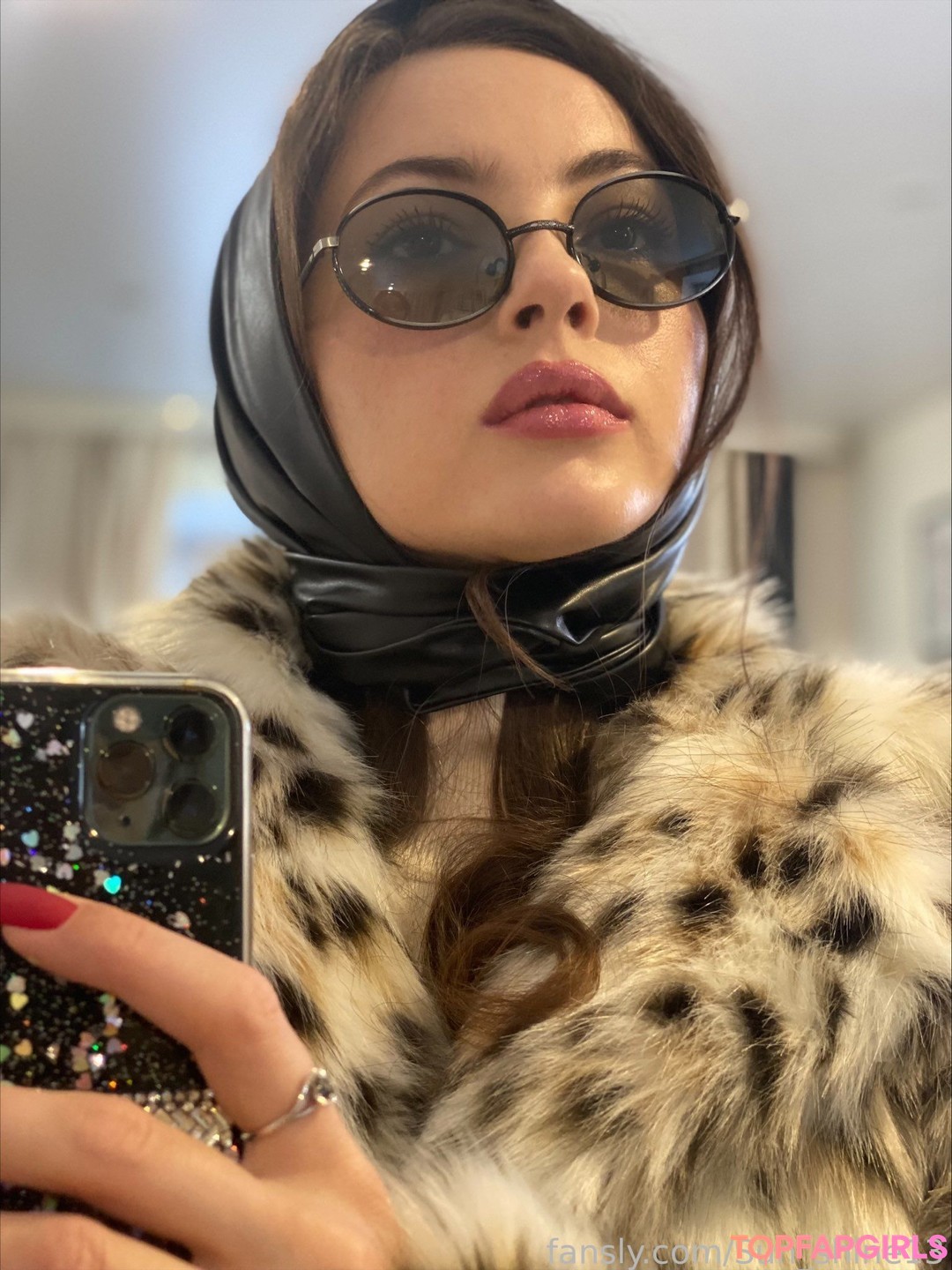 Naakte gelekte OnlyFans-foto van Sun13shine #119