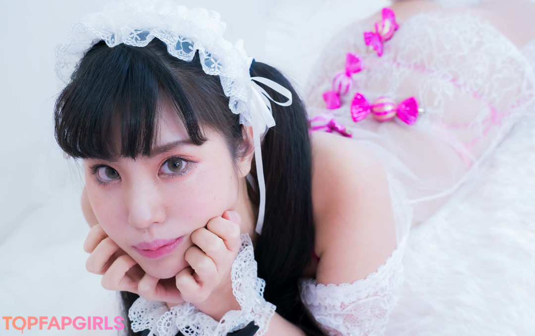 Naakte gelekte OnlyFans-foto van Ririkana #81