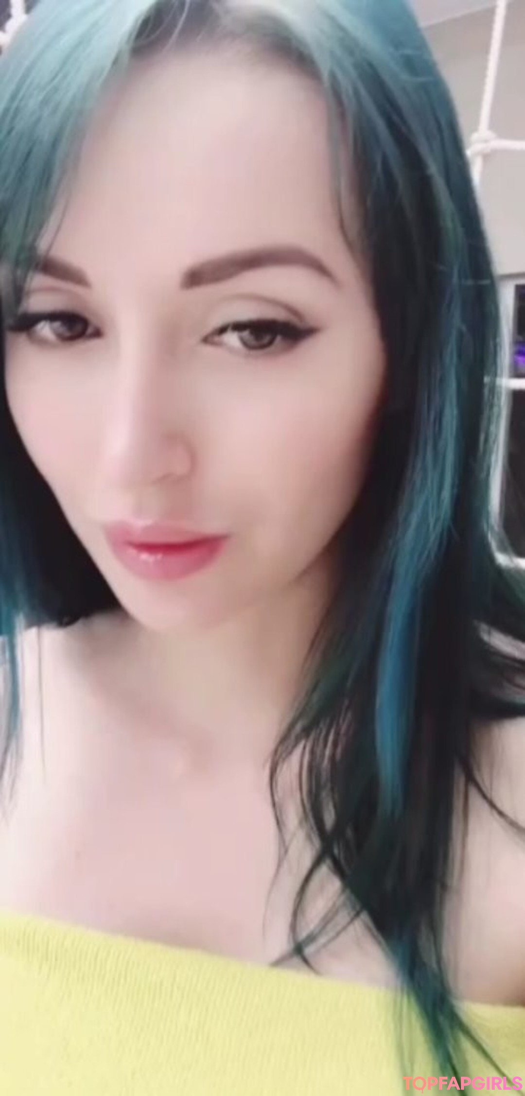 Naakte gelekte OnlyFans-foto van Lera Himera #10039