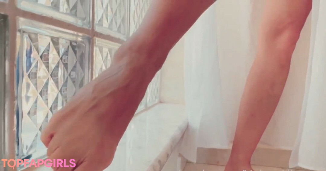 Naakte gelekte OnlyFans-foto van Lera Himera #15012