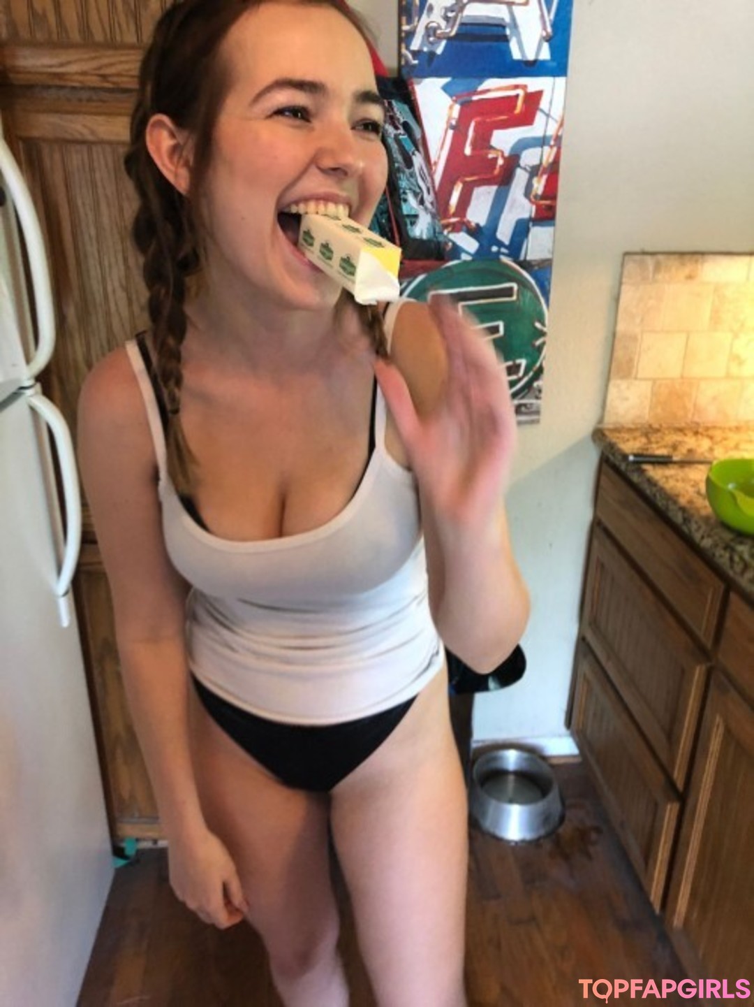 Naakte gelekte OnlyFans-foto van Omgcosplay #1470