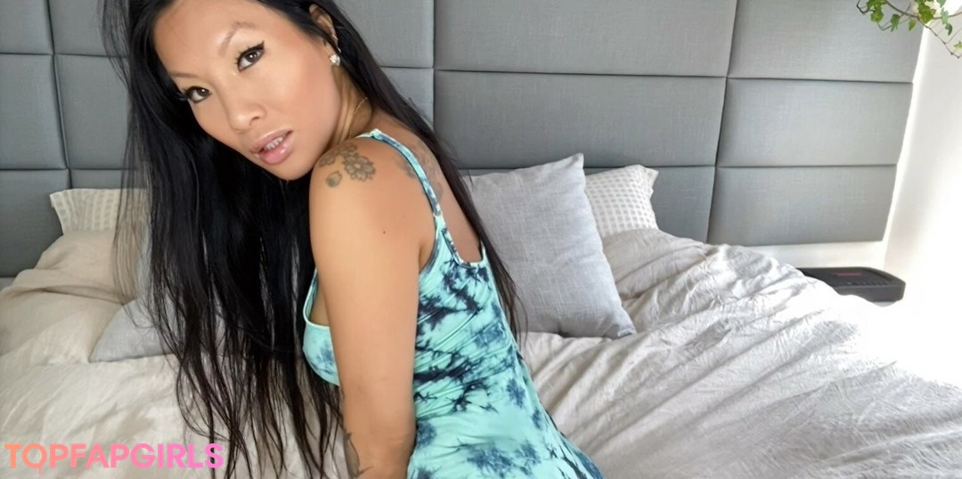 Naakte gelekte OnlyFans-foto van Asa Akira #450
