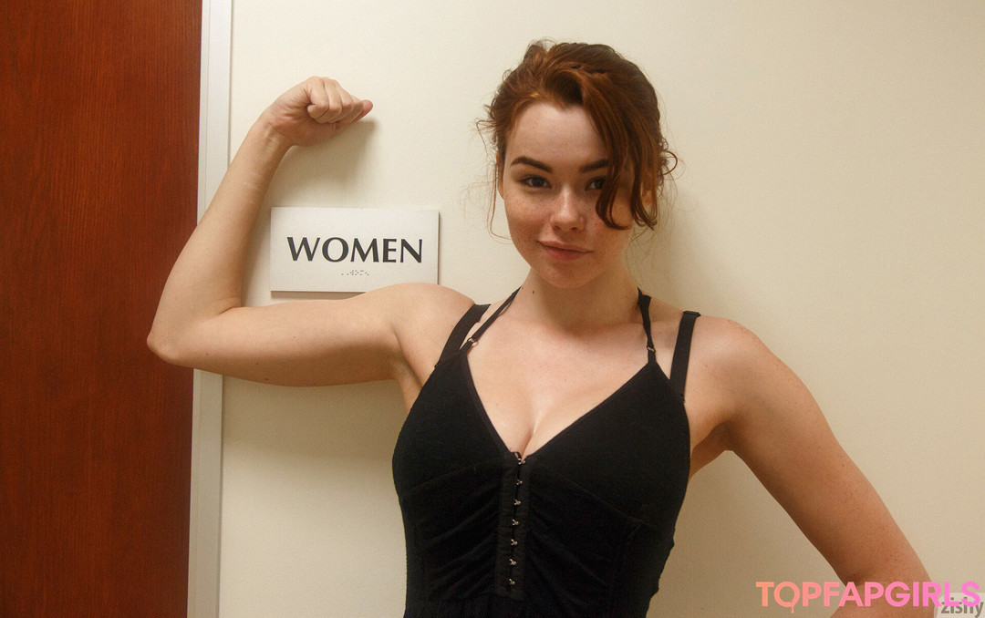 Naakte gelekte OnlyFans-foto van Sabrina Lynn #1895